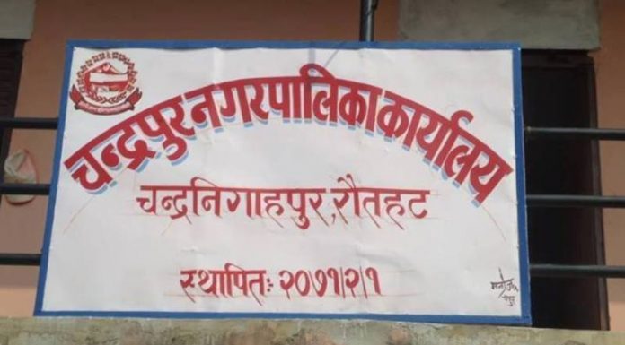 लाखौको बजेट बालुवामा पानी हाले जस्तै