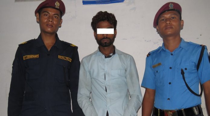 स्रोत नखुलेको रकम सहित एक पक्राउ