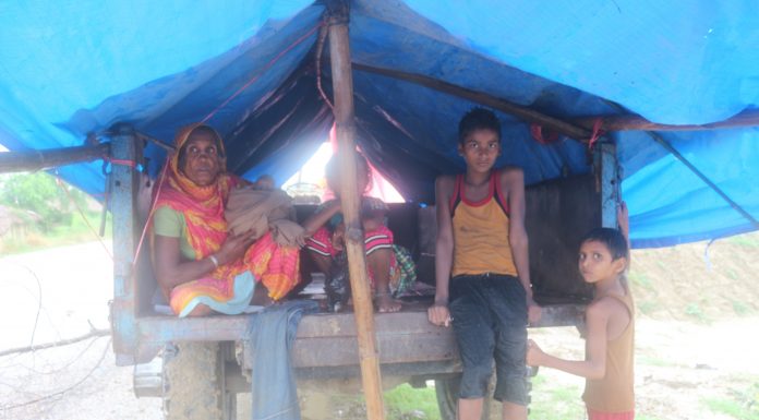 पानी घट्याे,बाढीपीडितले पाएनन् राहत