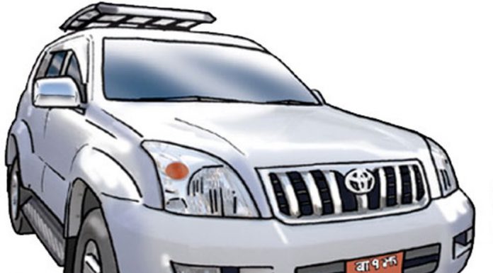 चन्द्रपुर न.पा.का कर्मचारीले गरे सवारीसाधनको दुरुपयोग