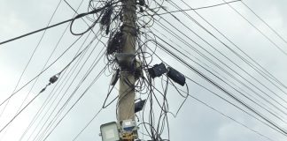 अव्यवस्थित तारका कारण जोखिम बढ्दो