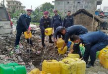 प्रहरीद्धारा घरेलु मदिरा नष्ट