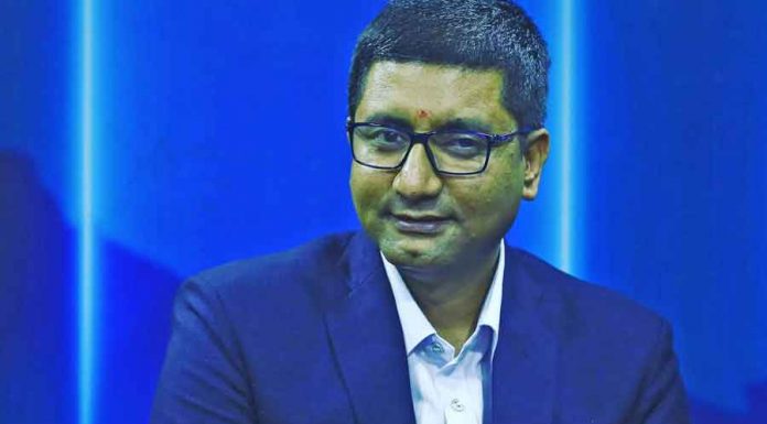 हाम्राकुरा डटकमका प्रधानसम्पादक शिवाकोटीलाई बासु रोटरी भोकेशनल सुशासन अवार्ड