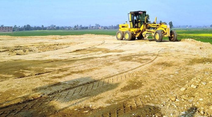 रेल्वेको ड्यामका कारण स्थानीय चिन्तित