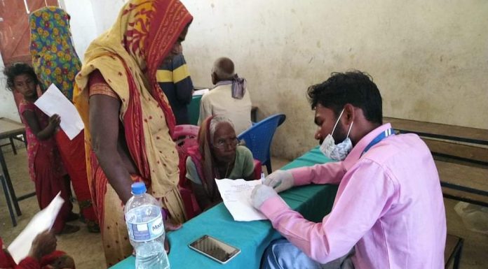 संकल्प साकोसको आयोजना तथा सिभिल हस्पिटल चन्द्रपुर ४ को प्राबिधिक सहयोगमा ७ नम्बर वडामा निशुल्क स्वास्थ्य परिक्षण