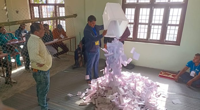 क्षेत्र नम्बर ४ को मतगणना सुरु