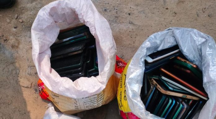 परिक्षा केन्द्रबाट ५ सय मोबाईल बरामद