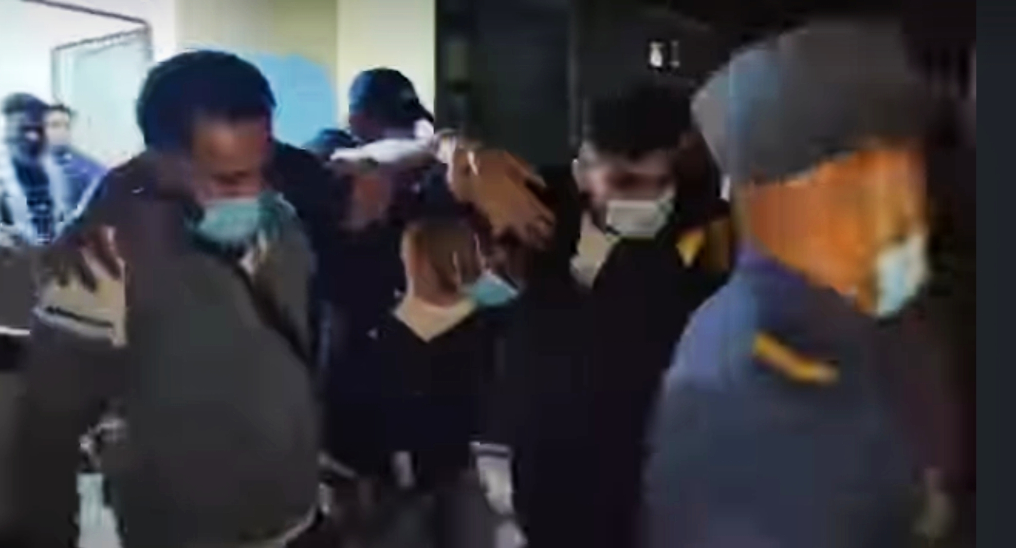 गोली चलाएर अपराधी नियन्त्रणमा