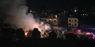 सशस्त्र प्ररीको गोदाममा पुगे गृहमन्त्री लामिछाने, बस्ती र नागरिकको सुरक्षाबारे देखाए चासो