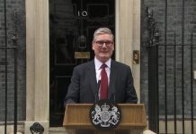 बेलायतमा लेबर पार्टीका नेता स्टारमर प्रधानमन्त्रीमा नियुक्त