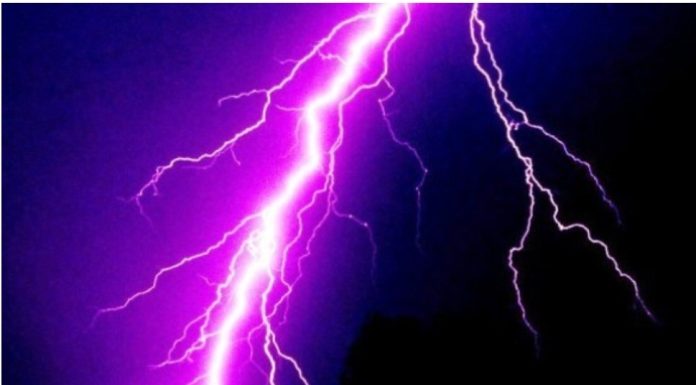 चट्याङ लागेर महिलाको मृत्यु