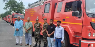 मुख्यमन्त्री सिंहले पानी वितरणका लागि ८ वटा वारुणयन्त्रसहितकाे टाेली पठाए वीरगञ्ज